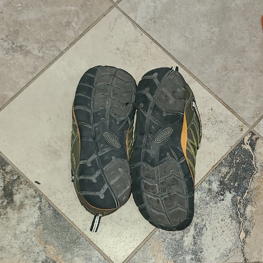 Keen Kids' Sneakers - Olive and Black - Picture 8 of 8